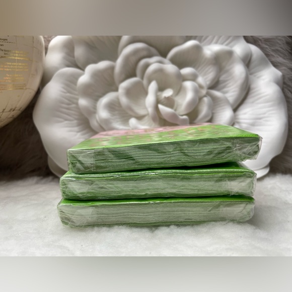 Lot of 3 pks SLANT COLLECTIONS. - Picture 3 of 3